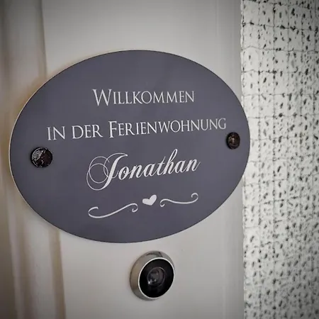 Jonathan Apartment *